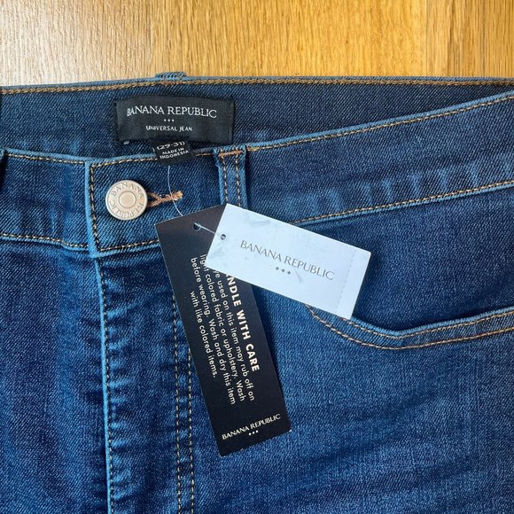 Banana Republic - Universal Skinny Jean - Picture 2 of 4